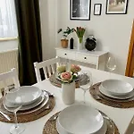 Visit 2 Apartman Oberhof